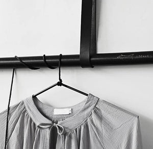 Simple Clothe Hanger